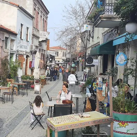 Apartamento Sanat Sokagi Bahceli Ev Urla