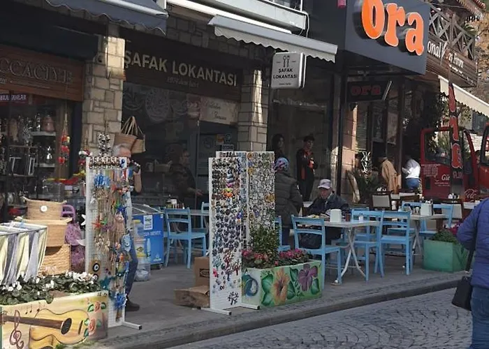 Sanat Sokağı Bahçeli Ev Apartamento *