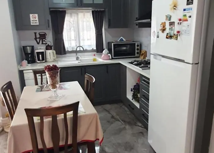 Sanat Sokağı Bahçeli Ev Apartamento Urla