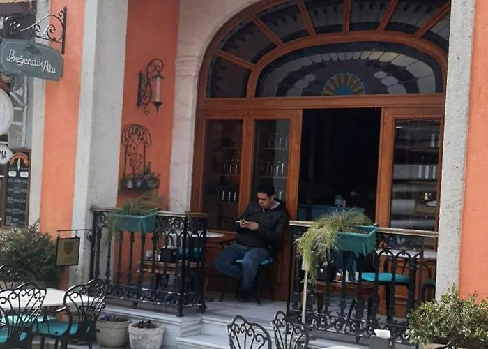 דירה Sanat Sokagi Bahceli Ev